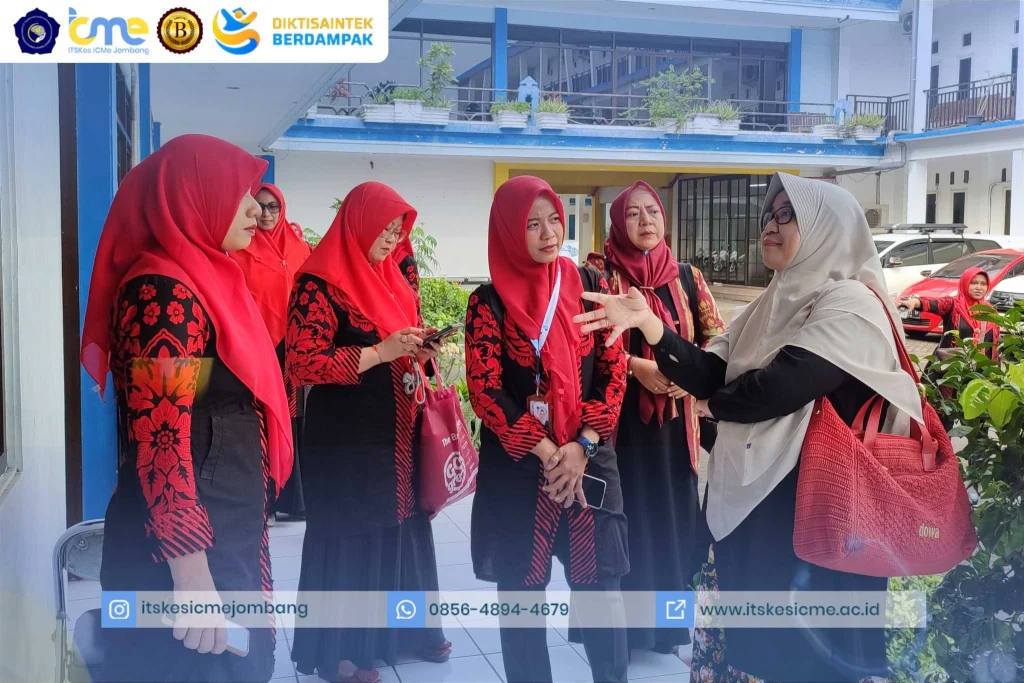 Tim asesor LAM-PTKes melakukan visitasi akreditasi Program Studi S1 Kebidanan dan Profesi Bidan ITSKes ICMe Jombang pada 3–7 Maret 2026.