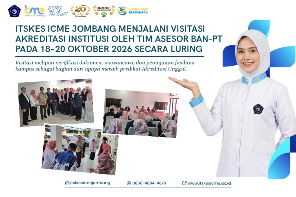 Tim Asesor BAN-PT sedang meninjau langsung fasilitas kampus pada kegiatan visitasi akreditasi ITSKes ICMe Jombang.